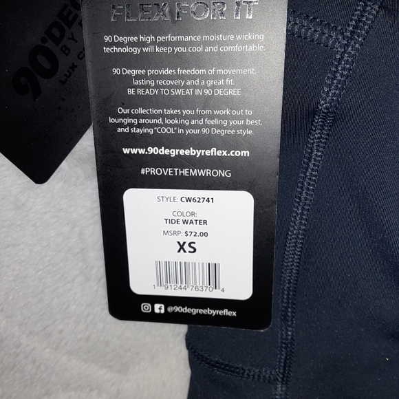 90° Degrees By Reflex Yoga Pants 🌊 - Picture 3 of 5